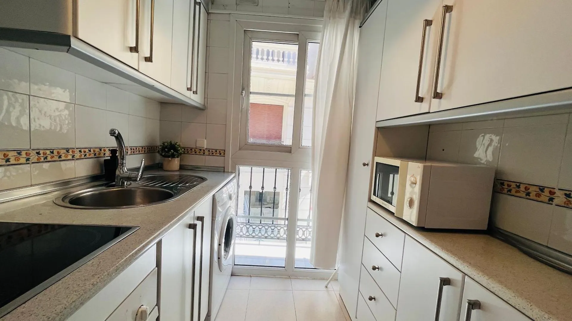 Apartment Homely Malaga Atarazanas Spanien